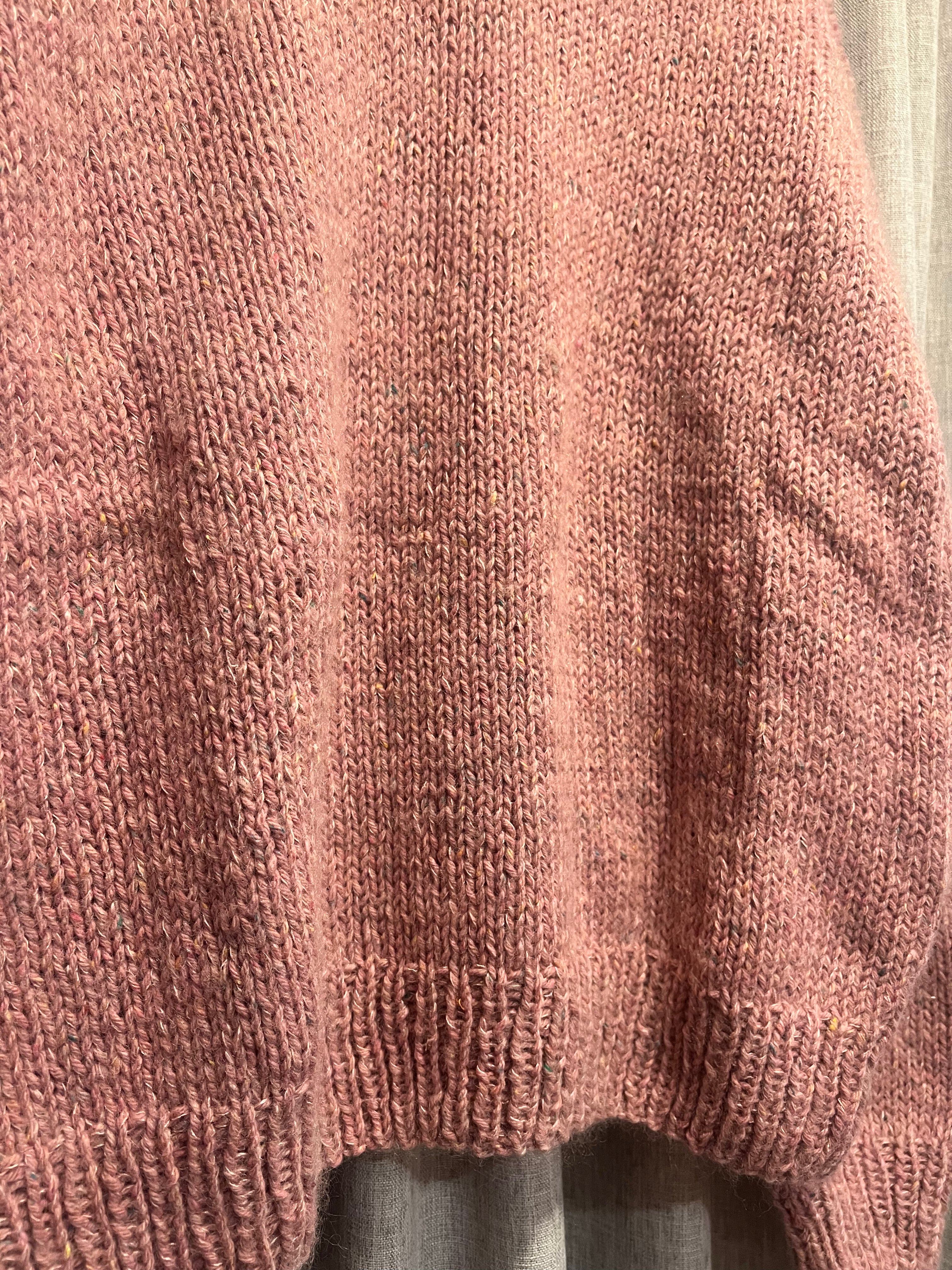 Berry Grandfather Pullover