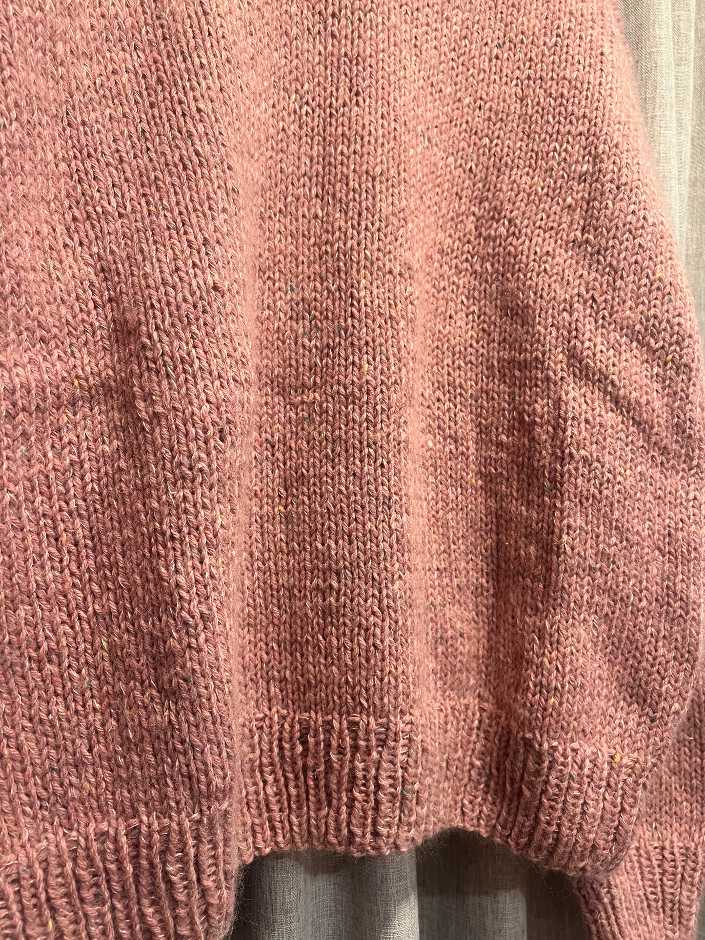 Berry Grandfather Pullover